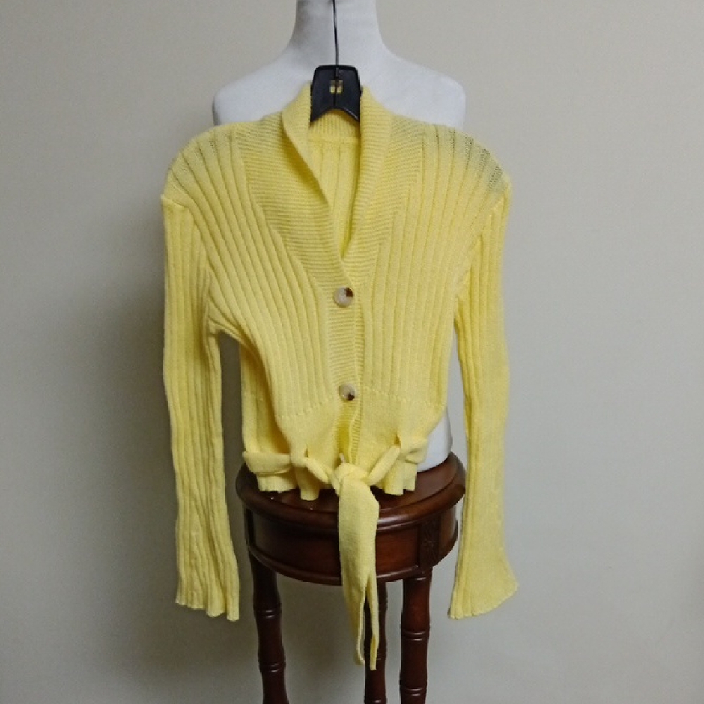 Yellow Ribbed Knit Sweater ,with Button And Belt